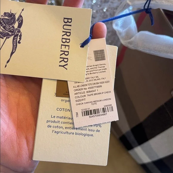 NWT Burberry Classic Checkered Canvas Tote - Picture 8 of 10